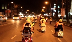 Saigon- circuit gastronomie dans la nuit avec le vespa