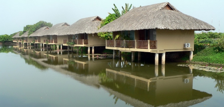 Mekong Riverside Boutique Resort & Spa