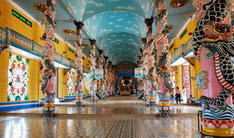 Tunnels de Cu Chi et temple de Cao Dai