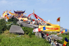 Yen Tu Tourist Site